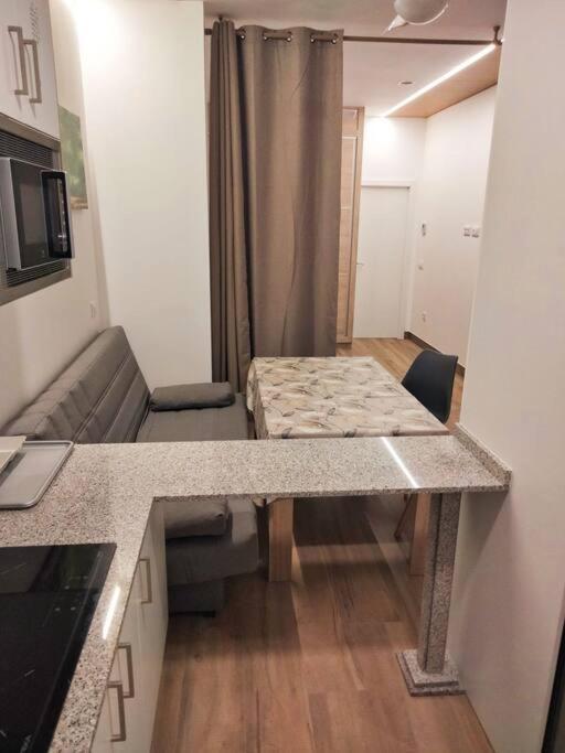 Loft La Calahorra Del Bere Con Posibilidad De Aparcamiento Pregunta Por El Pack Mas Amor Córdoba Eksteriør bilde